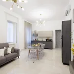 Genoa Lux Apartments With Parking