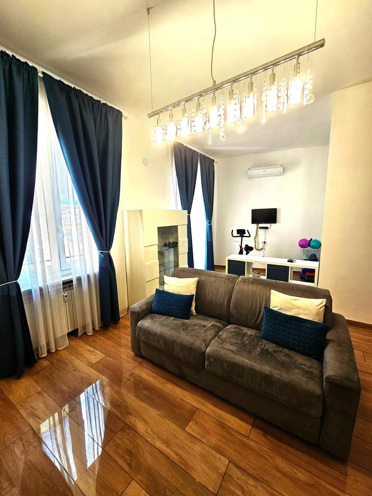 Lux With Parking Appartamento
